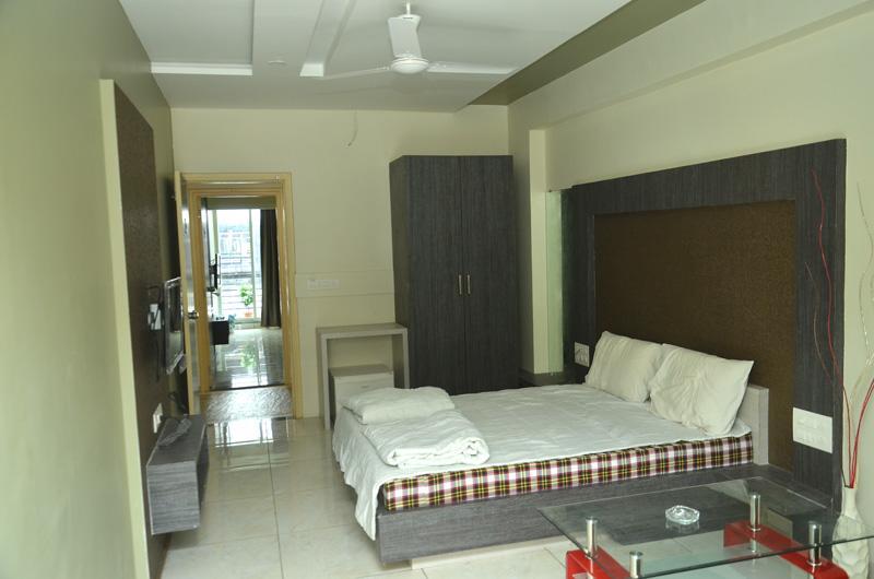 Hotel The Grand Parshwanath Sankeshvar Buitenkant foto