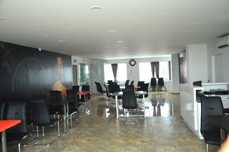 Hotel The Grand Parshwanath Sankeshvar Buitenkant foto